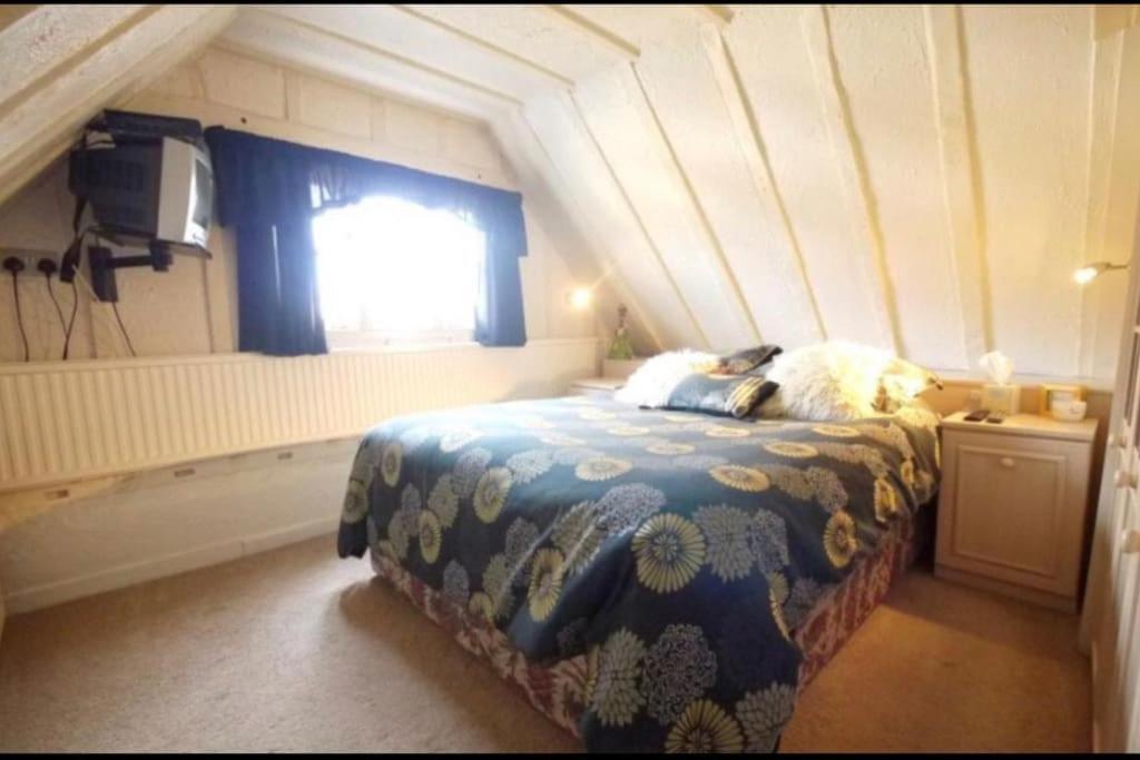 3Bedroom Beautiful Cottage Cheshunt Exterior foto